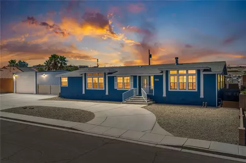 1590 Kyle Ave, Bullhead City, AZ 86442