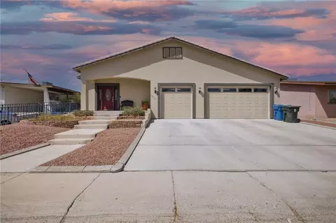 2618 Country Club Dr, Bullhead City, AZ 86442