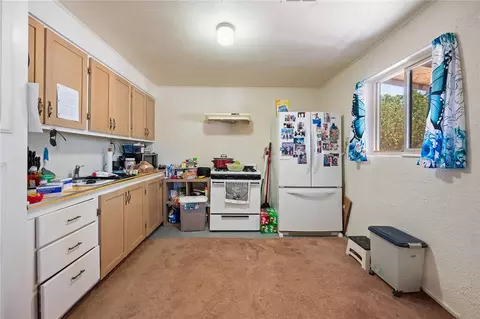 3563 E Warbler Ln, Kingman, AZ 86409 photo 12