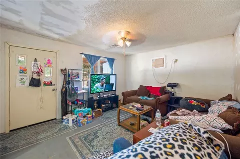 3563 E Warbler Ln, Kingman, AZ 86409 photo 9