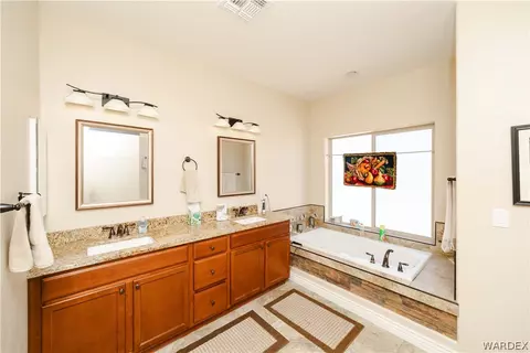 Bath - 1729 E Blue Flame St, Kingman, AZ 86409 photo 1 of 3