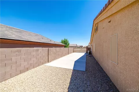 Exterior - 1729 E Blue Flame St, Kingman, AZ 86409 photo 11 of 21