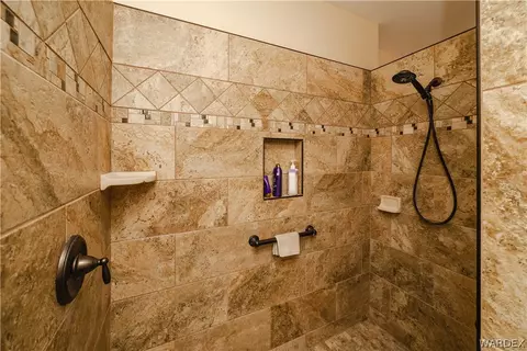 Bath - 1729 E Blue Flame St, Kingman, AZ 86409 photo 2 of 3