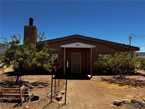 3868 N Aztec Rd, Golden Valley, AZ 86413