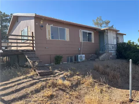 Exterior - 1595 E John L Ave, Kingman, AZ 86409 photo 5 of 16
