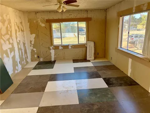 Living - 1595 E John L Ave, Kingman, AZ 86409 photo 1 of 3