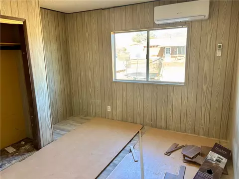 Bedroom - 1595 E John L Ave, Kingman, AZ 86409 photo 2 of 4