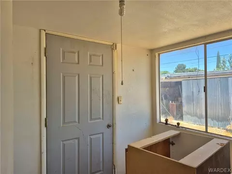 3065 E Leroy Ave, Kingman, AZ 86409 photo 7