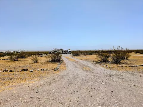 4692 Jasper Rd, Golden Valley, AZ 86413