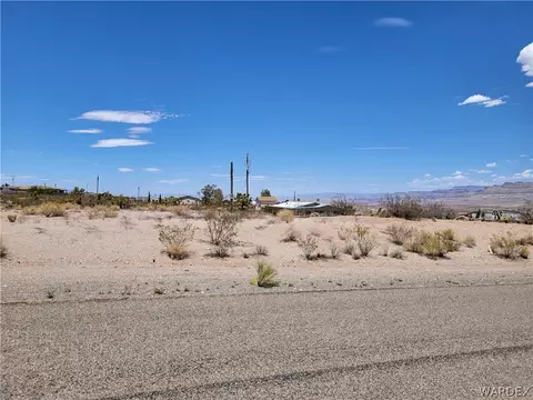 531 E Vulcan Dr, Meadview, AZ 86444 photo 5