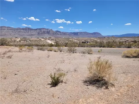 531 E Vulcan Dr, Meadview, AZ 86444 photo 3