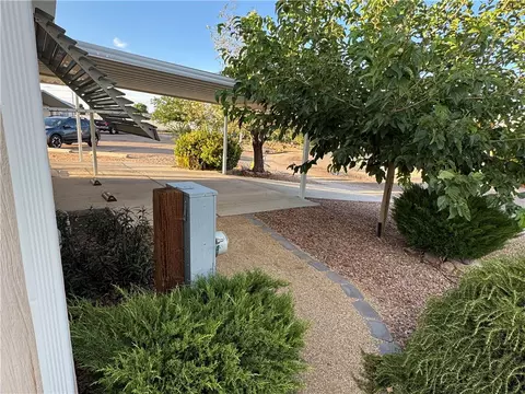 2023 E Morrow #19, Kingman, AZ 86409 photo 2