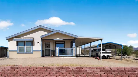 3581 N Elfrida Rd, Golden Valley, AZ 86413