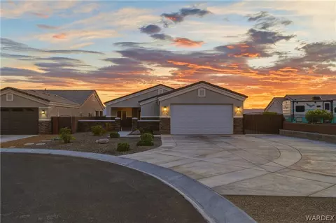 2555 Sonoma Rd, Bullhead City, AZ 86442