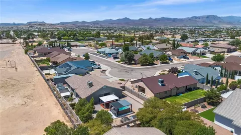 View/Area - 3092 Southern Loop, Kingman, AZ 86401 photo 7 of 11