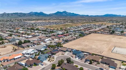 View/Area - 3092 Southern Loop, Kingman, AZ 86401 photo 5 of 11