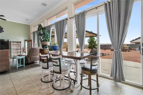 Dining - 7268 E Superstition Dr, Kingman, AZ 86401 photo 1 of 3