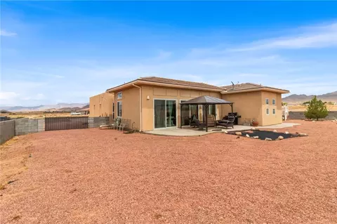 Exterior - 7268 E Superstition Dr, Kingman, AZ 86401 photo 3 of 5