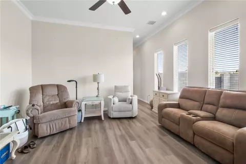 Living - 7268 E Superstition Dr, Kingman, AZ 86401 photo 2 of 2