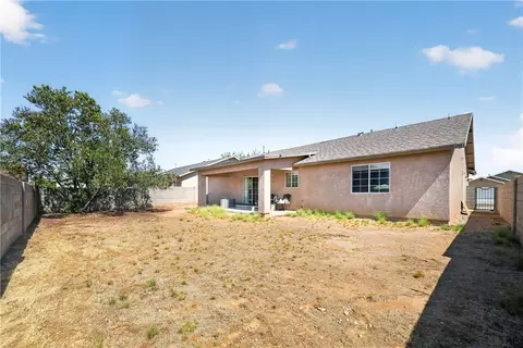 Exterior - 3304 E Ames Ave, Kingman, AZ 86409 photo 3 of 4