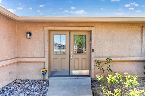 Entry Way - 3304 E Ames Ave, Kingman, AZ 86409 photo 1 of 5
