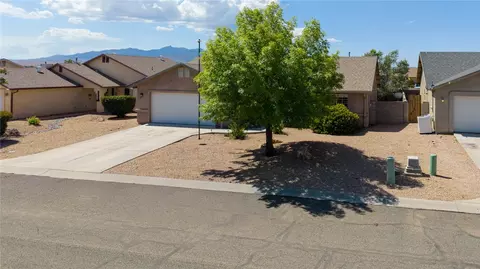 View/Area - 3304 E Ames Ave, Kingman, AZ 86409 photo 2 of 3