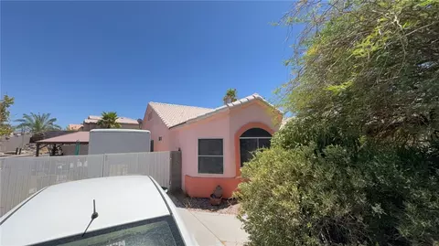 2886 Winchester Rd, Bullhead City, AZ 86442