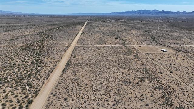 0 Teddy Roosevelt Rd, Golden Valley, AZ 86413