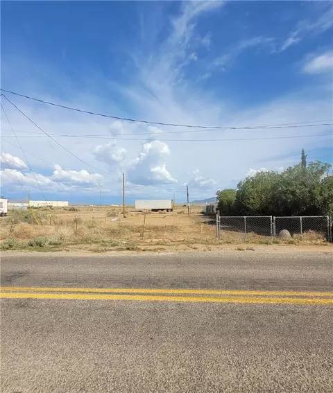 4604 N Patsy Dr, Kingman, AZ 86409 photo 1