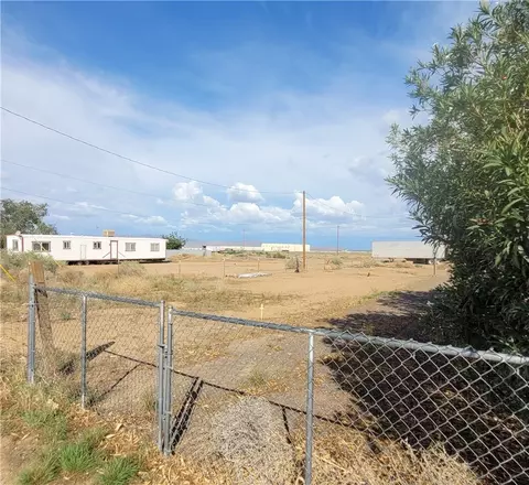 4604 N Patsy Dr, Kingman, AZ 86409 photo 2