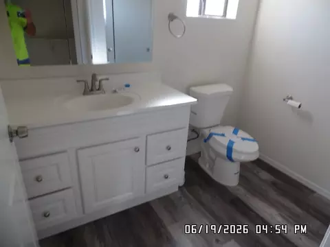 Bath - 7698 E Silver Concho Ct, Kingman, AZ 86401 photo 1 of 5