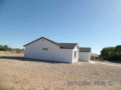 Exterior - 7698 E Silver Concho Ct, Kingman, AZ 86401 photo 2 of 5