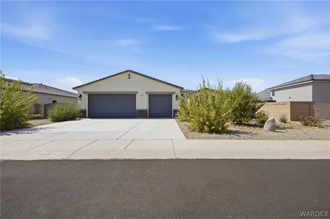 486 Paddock Dr, Bullhead City, AZ 86442