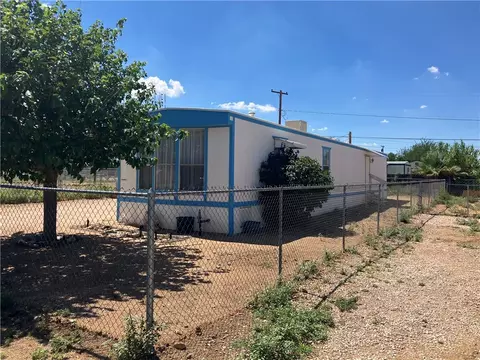 4008 E Devlin Ave, Kingman, AZ 86409 photo 2