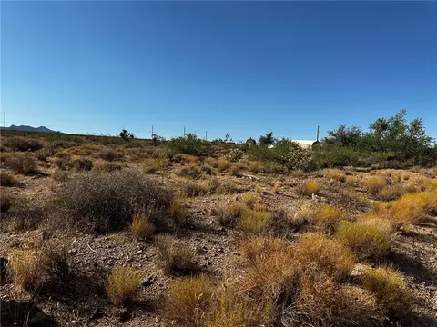 9394 N Bridlebit Ave, Kingman, AZ 86401