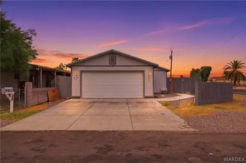 253 Willowood Ln, Bullhead City, AZ 86442