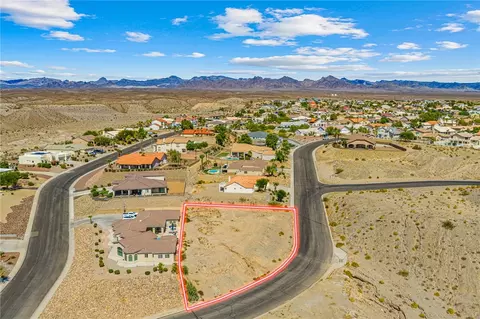 2033 Lariat Dr, Bullhead City, AZ 86442