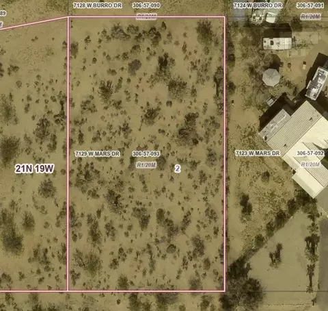 7129 W Mars Dr, Golden Valley, AZ 86413