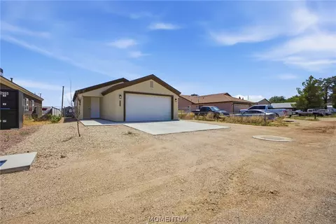 Exterior - 2980 E Devlin Ave, Kingman, AZ 86409 photo 2 of 5