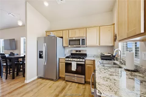 Kitchen - 2980 E Devlin Ave, Kingman, AZ 86409 photo 2 of 3