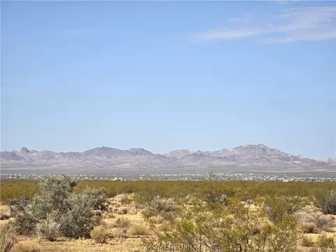 339-34 N 015 N Truman Rd, Golden Valley, AZ 86413