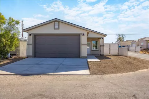 1968 Montclair Dr, Bullhead City, AZ 86442