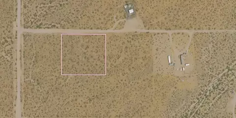 215-11 090 Zora Dr #2, Golden Valley, AZ 86413