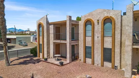 1280 Mohave Dr #30A, Bullhead City, AZ 86442