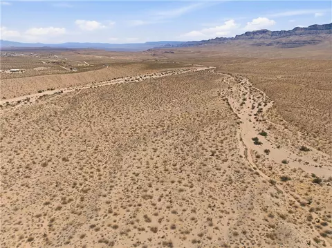 338-04 N 254 N Shore Ave, Meadview, AZ 86444