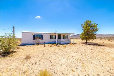 6196 W Albite St, Golden Valley, AZ 86413