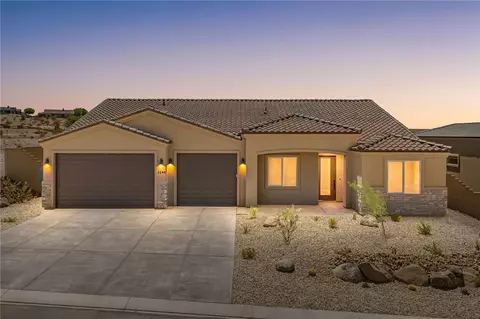 3244 Sidewheel Dr, Bullhead City, AZ 86429