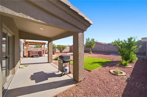 Exterior - 5353 Eagle View Rd, Kingman, AZ 86409 photo 5 of 17