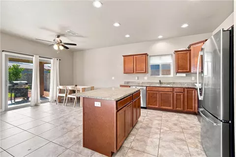 Kitchen - 5353 Eagle View Rd, Kingman, AZ 86409 photo 1 of 5