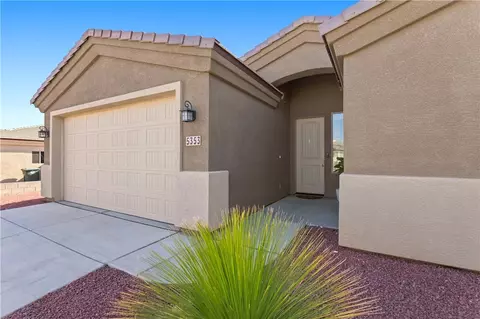 Exterior - 5353 Eagle View Rd, Kingman, AZ 86409 photo 4 of 17